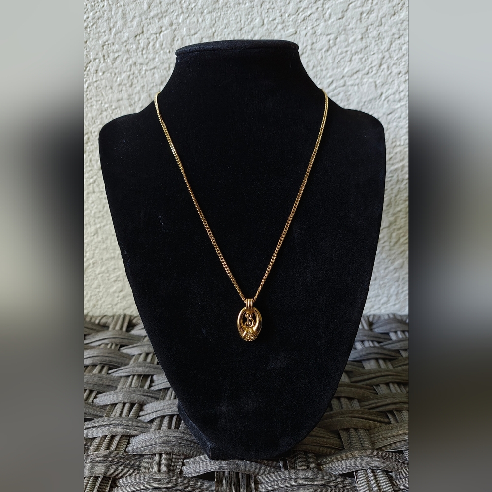 Burberry Gold Necklace - Picture 2 of 7